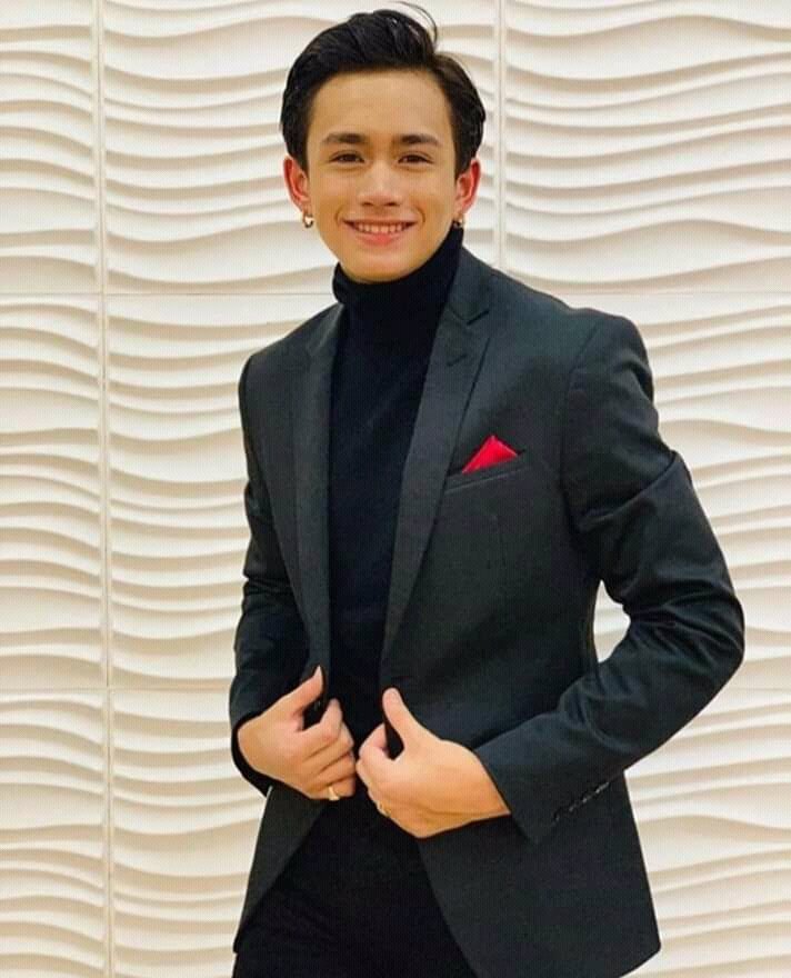 ATJapanWw's tweet photo. Love is when you wake up, he is already on your mind.

ASHTAN FORIWANTASAP https://t.co/StPmdhVDlX