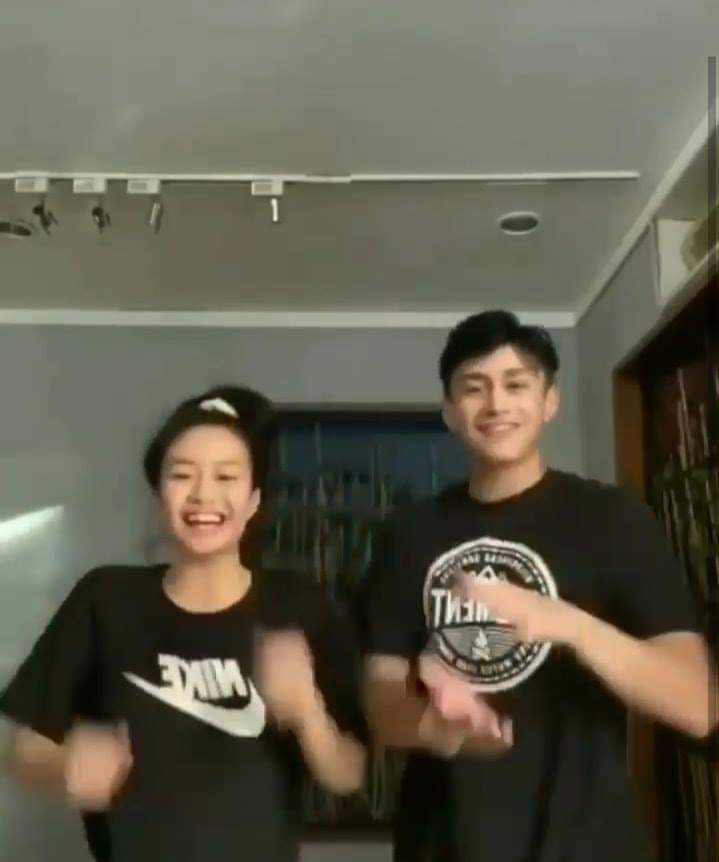 ATJapanWw's tweet photo. Love your parents. We are so busy growing up; we often forget they are also growing old.

ASHTAN FORIWANTASAP https://t.co/ppdJAI9Gls