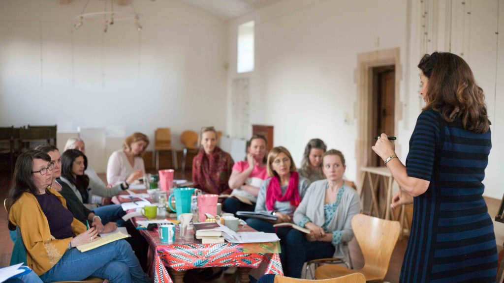 bluepencil_edit's tweet photo. Is your opening chapter good enough to sell your novel? Why not come to our Spring Retreat for workshops &amp; guidance from industry professionals!

Join @JollyAlice, @kgjephcott &amp; @Nelle_Andrew for a weekend of writing, yoga &amp; delicious food in the country! https://t.co/rd657Jm9Mw https://t.co/GUNwt2MsX9