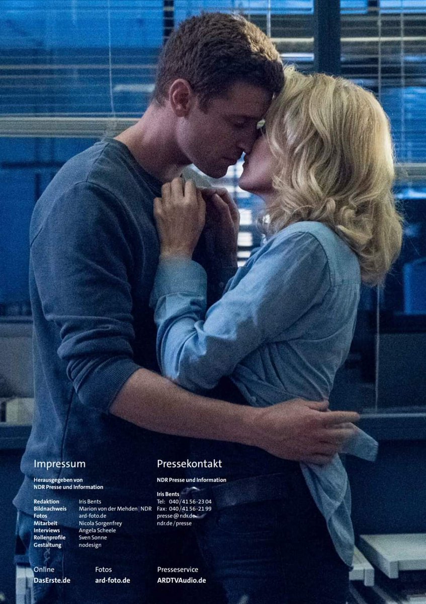 Donskoy_Support's tweet photo. Fotos aus der Pressemappe des NDR zum Tatort Göttingen "Krieg im Kopf"
@danieldonskoy @FlorenceKasumba @Tatort @ARDde
#pressemappe #tatortgöttingen #nickschmitz #kommissarinlindholm #kommissarinschmitz #kriegimkopf #ard #danieldonskoy #schauspieler #danieldonskoysupport https://t.co/iAUdfKP3dC