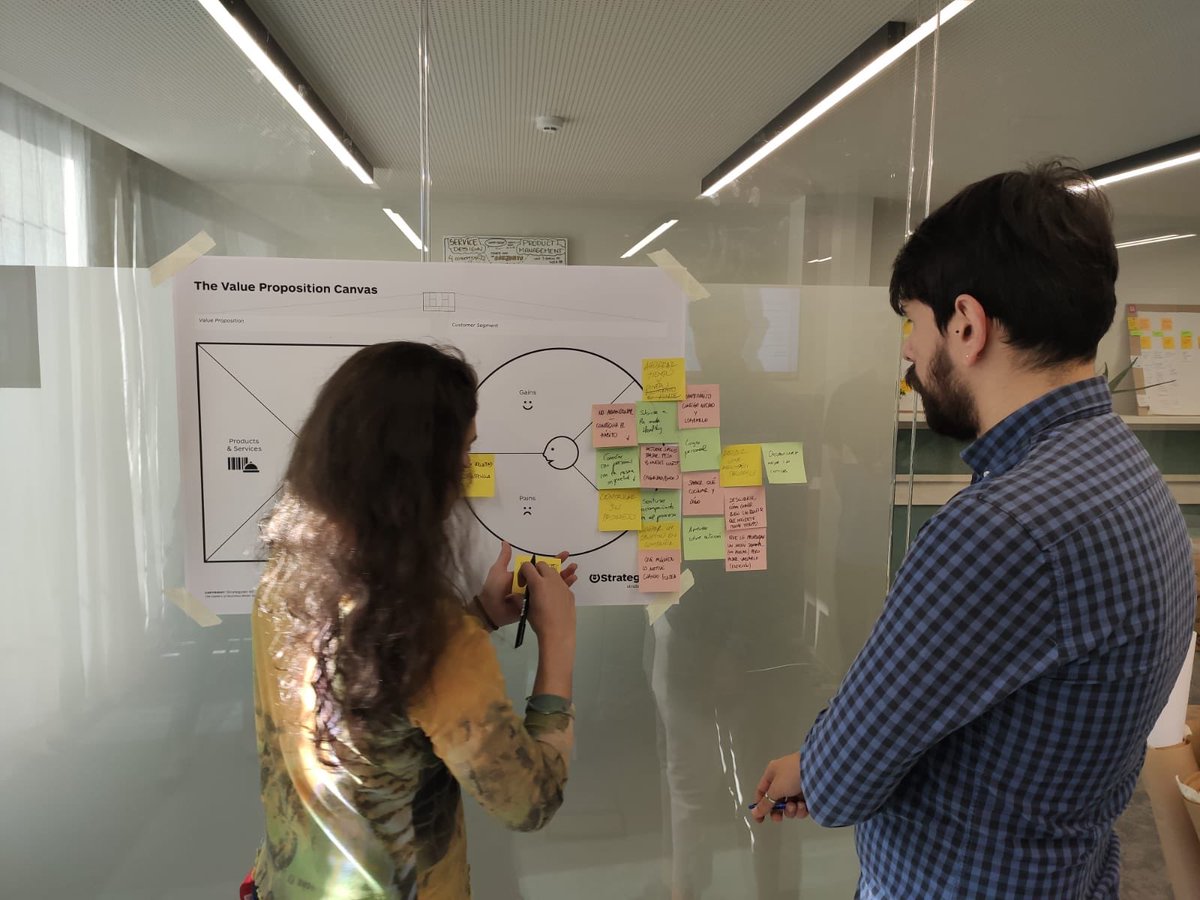 MonHappyMon's tweet image. 💪 Felicidades #UXERS 

Días de intenso trabajo en el curso de formación en Diseño Estratégico #UXBootcamp. 

¡Esto no para! 🏃‍♀️🏃‍♂️Sesiones dinàmicas con un gran equipo @uxerschool @utopic_us 🔝🔝
