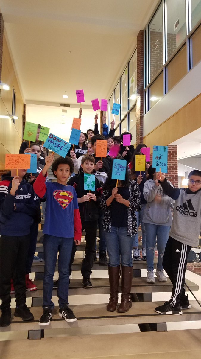 desireetickle1's tweet photo. Learning about peaceful demonstrations, sit-ins, silent protests and more as this 6th grade class prepares to read The Watson's! @MpMiddle @MissWissman @MsBacon5 https://t.co/gg9Gba7N07