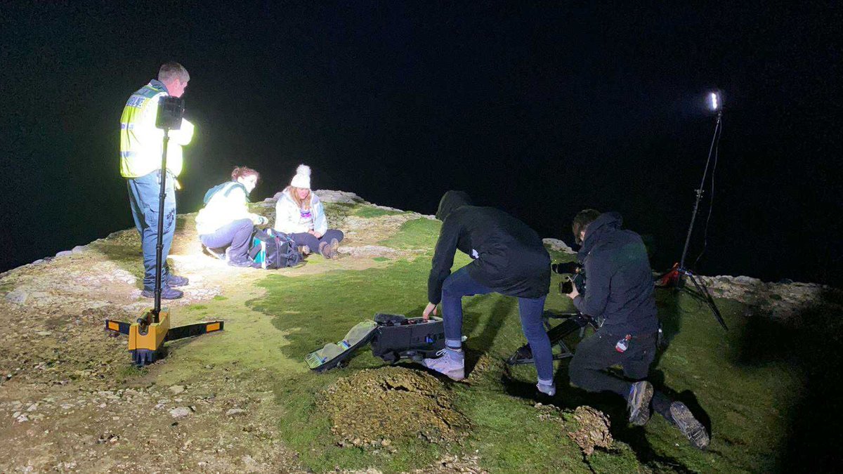 NightSearcher's tweet photo. Behind the scenes 🔦 here's a sneak peek at our recent shoot for the Solaris Pro!
Check out the specs here! https://t.co/VvDpyWJbOr
#solarispro #nightsearcher #lighting #floodlight #led #torch #worklight https://t.co/Adhzn1gKtR