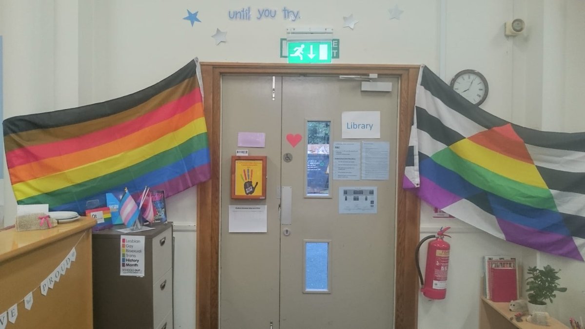 PyramidEastMids's tweet photo. We were very happy to support
@HumphreyPerkins in producing this great display for #LGBTHistoryMonth .
The support you offer your students is fantastic, keep up the good work.
#LGBTHM20 #LGBTQ2020 #LGBTHM2020 #OITNR #ØITNR #orangeisthenewrainbow #lgbtyouth #lgbteducation https://t.co/NijyPSumdq