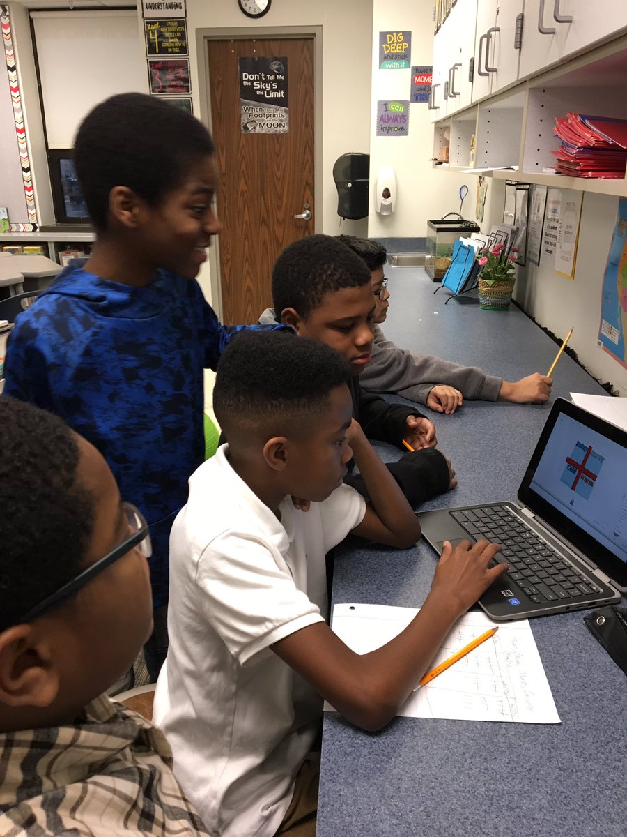 wonda_kimble's tweet photo. 5th grade students are using Tinkercad to graph weather records during the Revolutionary War. #IC_Explorers https://t.co/FFLDnskdaQ