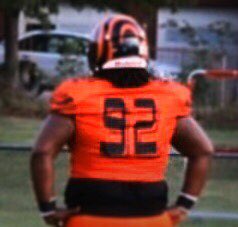 Robert23695365's tweet photo. Blessed and thankful to announce that I am committing to Union College to further my academic and athletic career! I want to thank everyone who has supported me along the way🙌🏾.  @CoachRussUC @CoachAlexBelll #UnionKyFootball #GoDogs https://t.co/Sys1a9UKeT