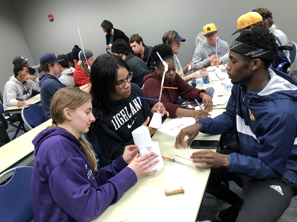 highlandcc's tweet photo. HCC students participated in a STEAM Challenge last night! 
1st Place: 'Colorblind Swing' 
2nd Place: 'Purple Reign' 
3rd Place: 'Mango Tango'
Enjoy the photos of our students having some fun🤓 https://t.co/OeVK10cPAt