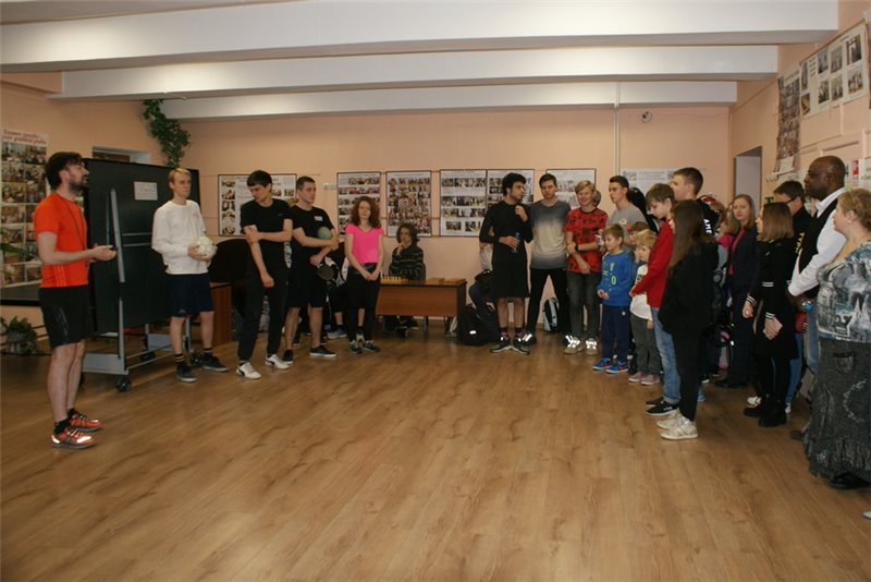 schoolso3's tweet photo. В здоровом теле - здоровый дух (и хорошо работающие мозги)! 

Именно поэтому в прошлую пятницу, 24 января, в Школе-ВУЗе "Современное образование" торжественно началась спартакиада "Учителя VS Ученики" https://t.co/CIYA6e7R9B