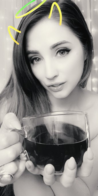 Good morning, naughty pants 😈 https://t.co/w8jJV49st8<a href="/tag/mvsales"class="tags"><span>#mvsales</span></a>