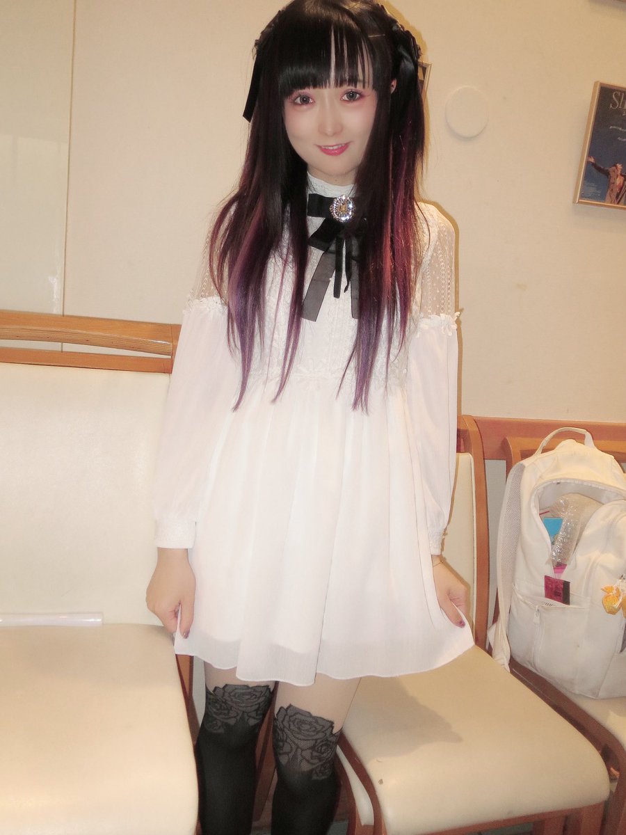 tahion_white's tweet photo. #みーうーにゃ〝ー ฅ^ΦωΦ^ฅ
#夢姫しほ さん主催 #ふるふるぱわふる vol.2出演
#みうにゃセトリ
1. #truəend
2. #antithesis
3. #trickout
4. #童話迷宮
ゆるふわな感じでライブ楽しかった
2020/2/4(火)
#池袋
#東池袋GEKIPA
#望月みうな https://t.co/OS1nTI6WJv