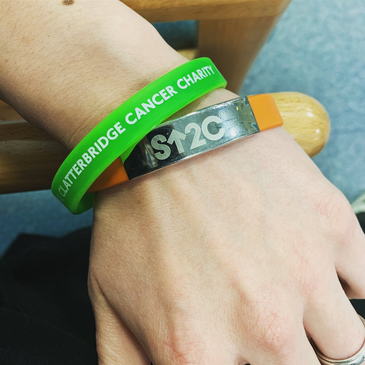 PoochAndTerrier's tweet photo. To everyone who’s going through cancer or has ever lost someone to cancer .. ☀️🎀🌍

#WorldCancerDay https://t.co/mkOps5qUot