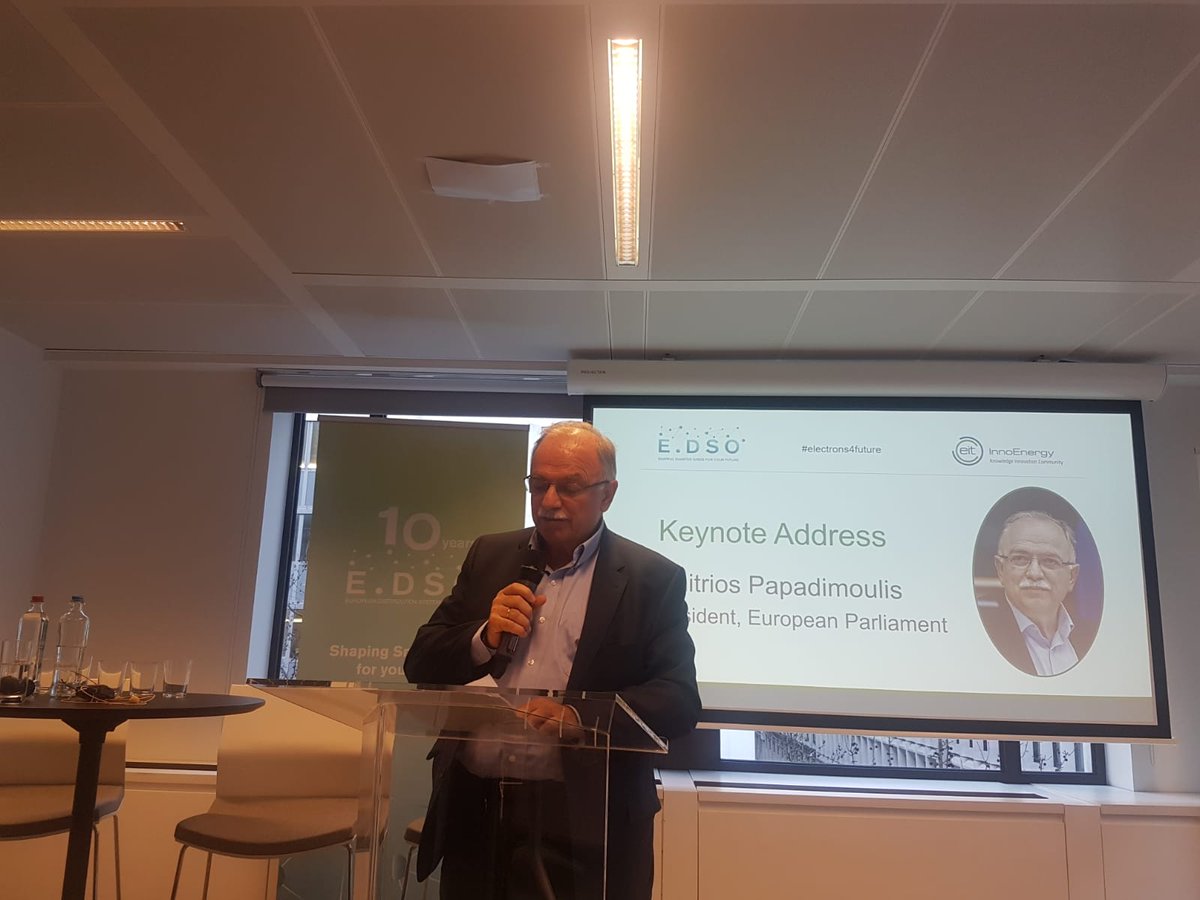 EDSO_eu's tweet photo. During the Data&Innovation Workshop @papadimoulis, Vice President of the @Europarl_EN emphasized in his keynote speech how Distribution System Operators are becoming datacentric companies.
#electrons4future https://t.co/FZKkdK0qww