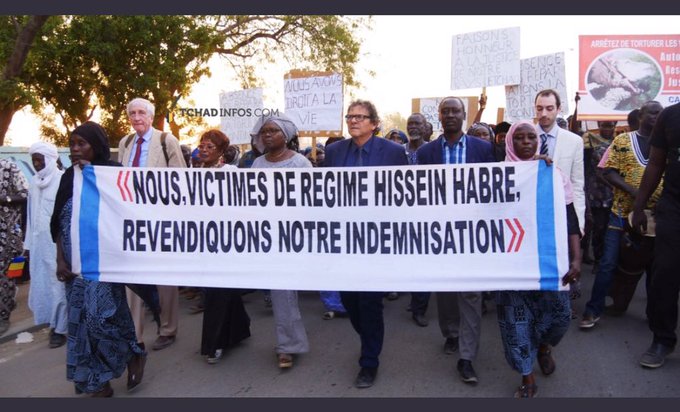 Voir l'image sur Twitter