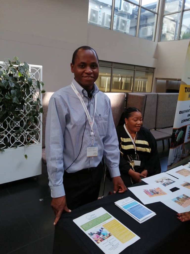 PWYP Malawi tweet media