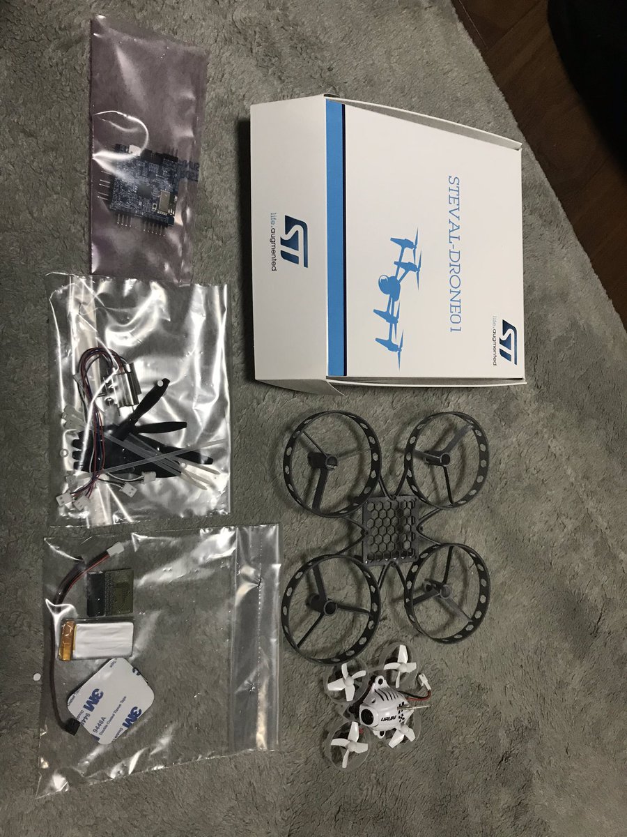 WTarouame's tweet photo. インターフェースの記事見てSTEVAL-DRONE01をやってみようと購入‼️
意外とでかいですね。
はたして飛ぶ日が来るのか？
#ドローン
#STEVALDRONE01
#STEVAL https://t.co/A7A5L3wWrZ