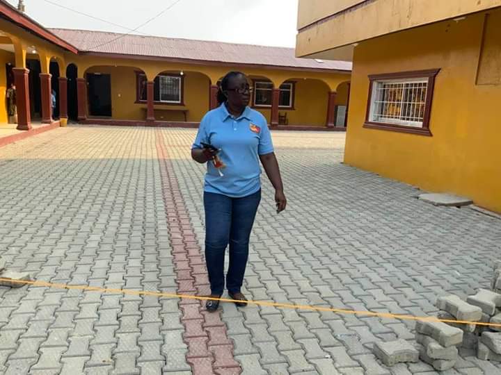 AfricanDreamAc1's tweet photo. At ADA we transform! ✌️ #liberia https://t.co/SG4gcfIUaR