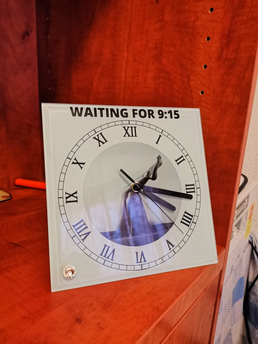 ClothingPkm's tweet photo. Try our elegant personalized glass square clock. Only R250.00, we deliver all over South Africa, at a cost of R99.99. To order call/WhatsApp - 066 216 6929
#personalisedclock #clocks #wallclock #glassclock #homedecor https://t.co/dAQDARlqGA