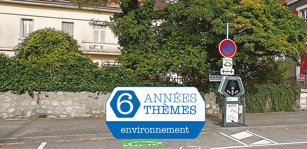 vnpr2020's tweet photo. Chargez, #roulez, #respirez ! 💨
2017 a donné le top départ de l’installation de #bornes de recharge pour véhicules #électriques 🚘 à La Roche sur Foron, afin d’encourager une #mobilité propre et contribuer à la protection de la qualité de l’air.
#municipales2020 #vnpr https://t.co/JQ5MXqJa6r