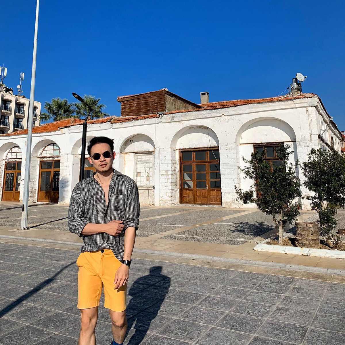 joshogun's tweet photo. หมูตากแดด กลายเป็น #หมูแดดเดียว
•
•
•
#cesme #turkey #bluesky #JSGxTURKEY 🇹🇷 https://t.co/oP2l0FYPxs
