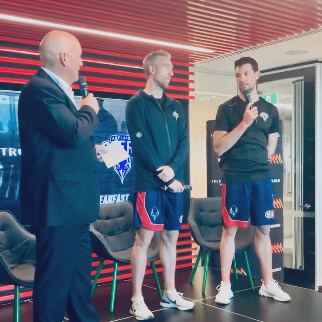 Matt_Hanton's tweet photo. Great to have so many familiar faces &amp; valued @Adelaide36ers corporate partners in the room as we looked back on the 2019/20 @NBL season. Thanks to club media partner @TripleMAdelaide for your support!  #WeAreSixers #SixersFamily #NetworkingBreakfast https://t.co/NDAIymDQvj