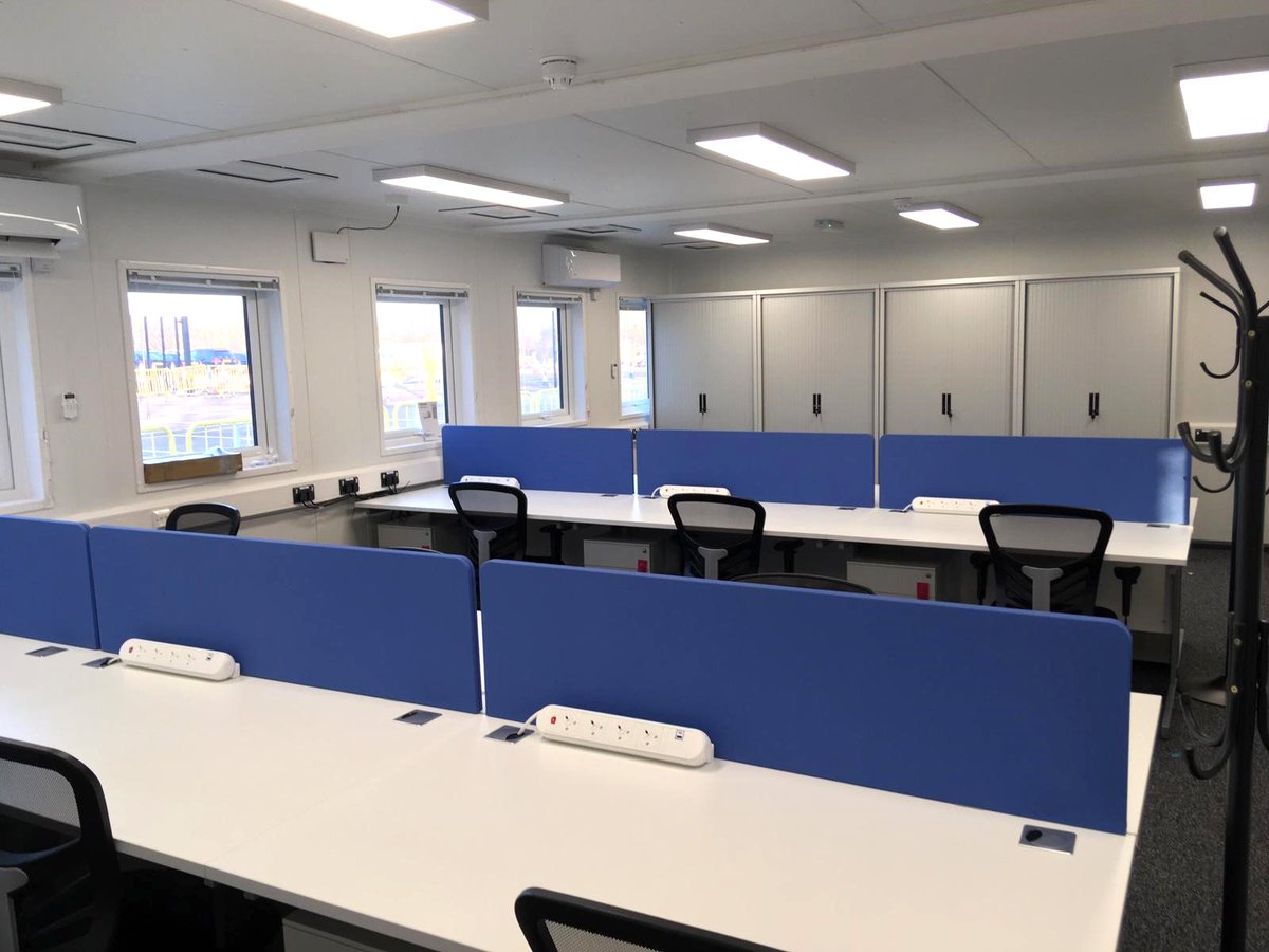 HarlequinOF's tweet photo. This was a long term project spanning over 4 months. Once we got the go ahead we then carefully planned the job as a phased delivery to London. #officefurniture #welfare #canteen #conferenceroom #heightadjustabledesks #storage #receptioncounter #canteentables #londoninstall https://t.co/QpHW4dahyZ