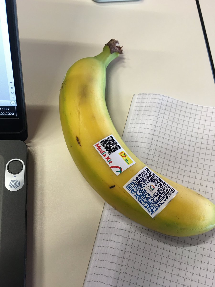 #fruitlogistica macht sich Sorgen um Gesundheit der Journalisten: Pressematerial in diesem Jahr kommt als PR-Code auf Banane... #dpareporter