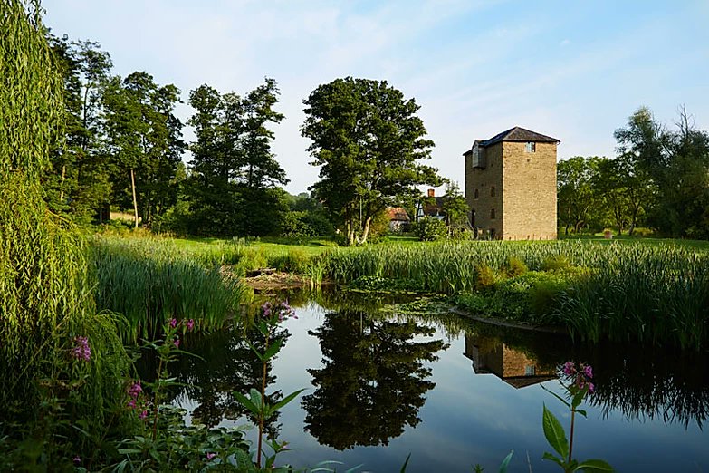 HfdsLeaderProg's tweet photo. Partly funded by 
@HfdsLeaderProg, the wonder Clover Mill is a beautiful and tranquil retreat offering 5-star Eco-friendly accommodation in a stunning setting in the foothills of The Malverns. Visit https://t.co/SKZ0xfk4AP for more info. https://t.co/BIyWUOh0B3