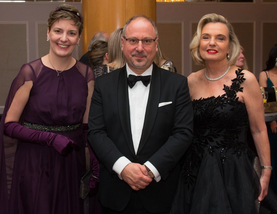 Relacja z Balu Polskiego w Londynie, pod patronatem Księcia Kentu i Ambasadora RP <a href="/ArkadyRzegocki/">Arkady Rzegocki 🇵🇱</a>. Tegoroczny Bal upamiętnił 100. rocznicę Bitwy Warszawskiej i 20. rocznicę śmierci Lady Ryder of Warsaw.
britishpoles.uk/ach-co-to-byl-…
<a href="/paddyney/">Patrick Ney</a> <a href="/theBPCC/">BPCC 🇬🇧🇵🇱</a> <a href="/britishpoles/">British Poles</a> @AmbassadorKnott