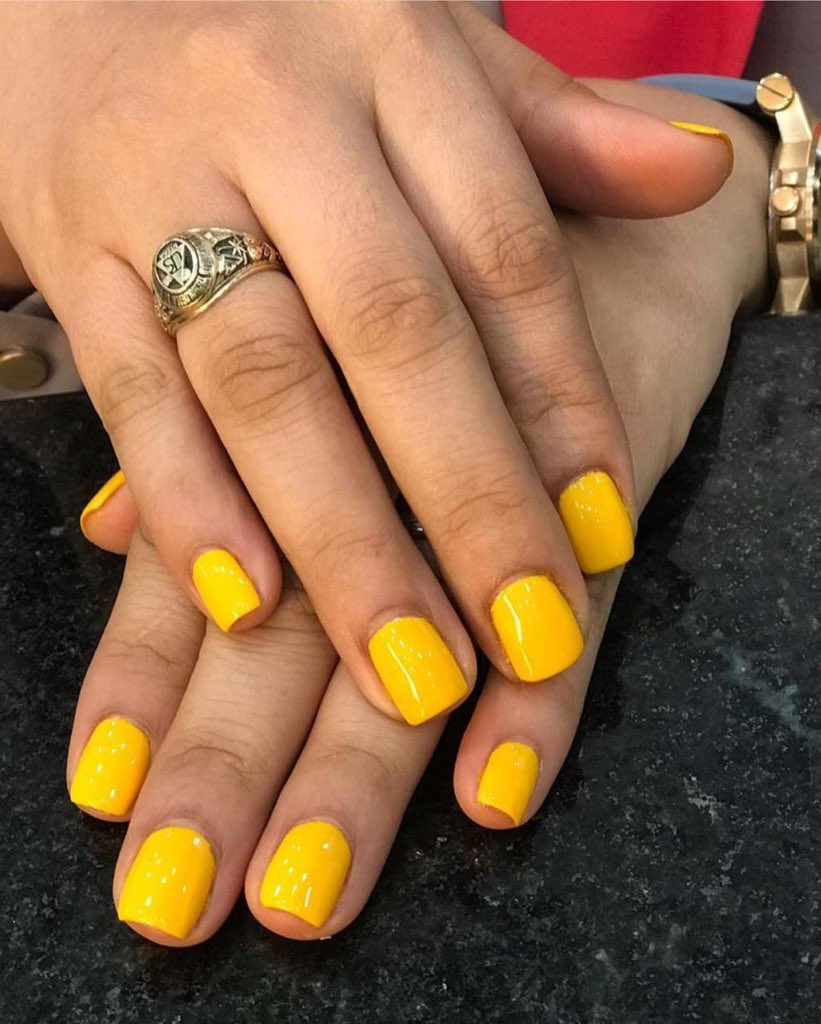 Beiabeauty's tweet photo. HAPPY COLOR🤩✨ para iniciar este martes con buenas vibras y más sabiendo que HOY tenemos oferta de 50% OFF para pintado de uñas en gel a tan solo 225 pesos💅🏼 ¡Te esperamos hasta las 10pm!💃🏽
-
#beiaexpress® #beia® #nailart #nailpolish #gelpolish https://t.co/bv6HfqnOTl