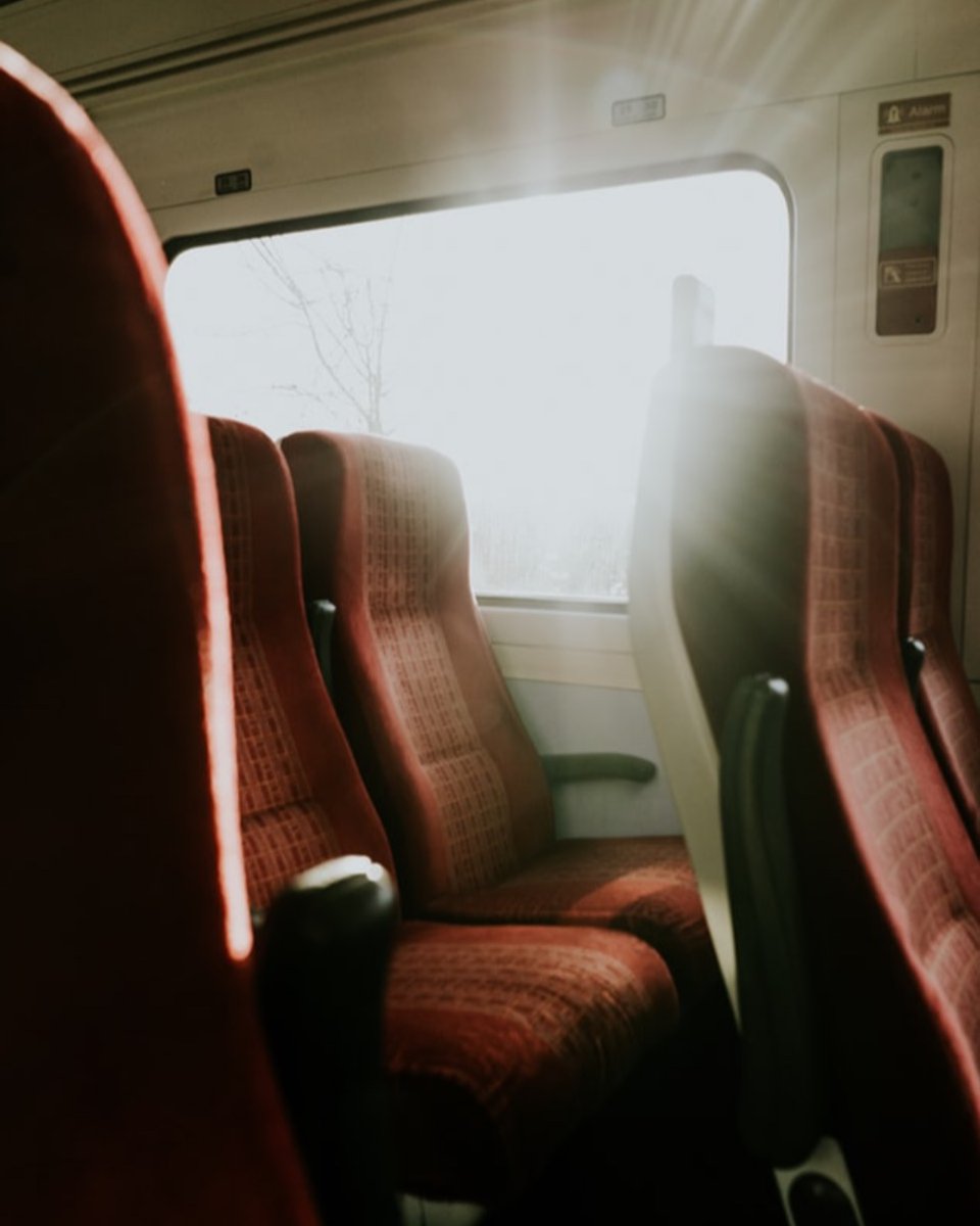 mcrnewsquare's tweet photo. Whether it’s commuting or adventures, living minutes from Manchester Piccadilly makes travelling a dream. 😌🚆 #ManchesterPiccadilly #Manchester #ManchesterNewSquare https://t.co/2JJXOpqZEg