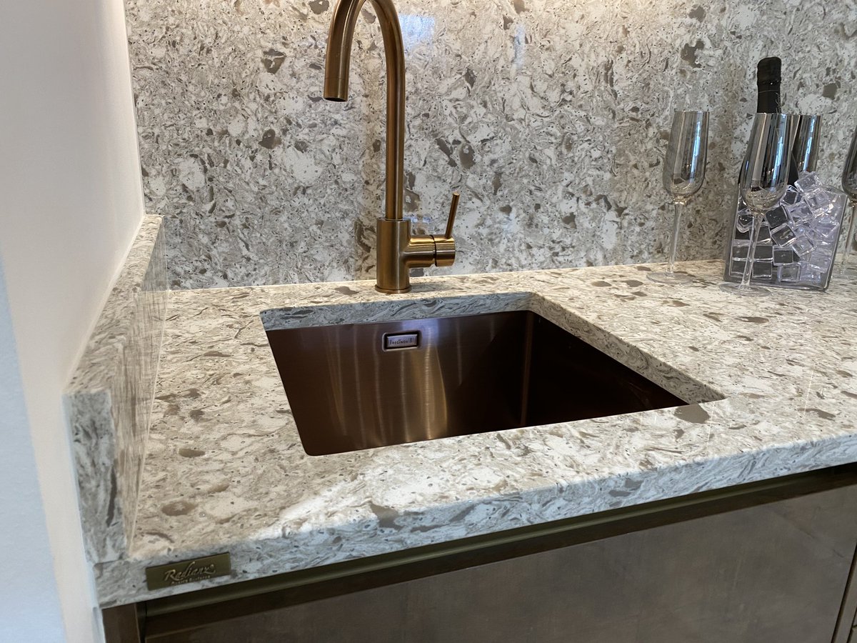 samsung radianz quartz distributors