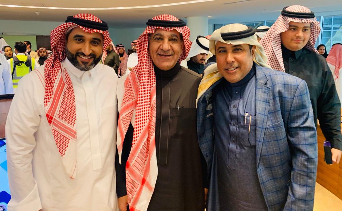 Arfaj1's tweet photo. معالي #وزير_الإعلام تركي الشبانه دشن #منصة_المهنيين_الإعلاميين بتاريخ مميز ٢-٢-٢٠٢٠، يارب كل إعلامي يسجل ليحصل على البطاقة من خلال الرابط التالي: 
https://t.co/7buq3w3FQI
يوجد 55 مهنة والبطاقة فرصة ولها فوائد كثيرة.
وشكراً للقائمين على المشروع في @gcamsa @TurkiAlshabanah @naifco https://t.co/U4ye4jXr6X