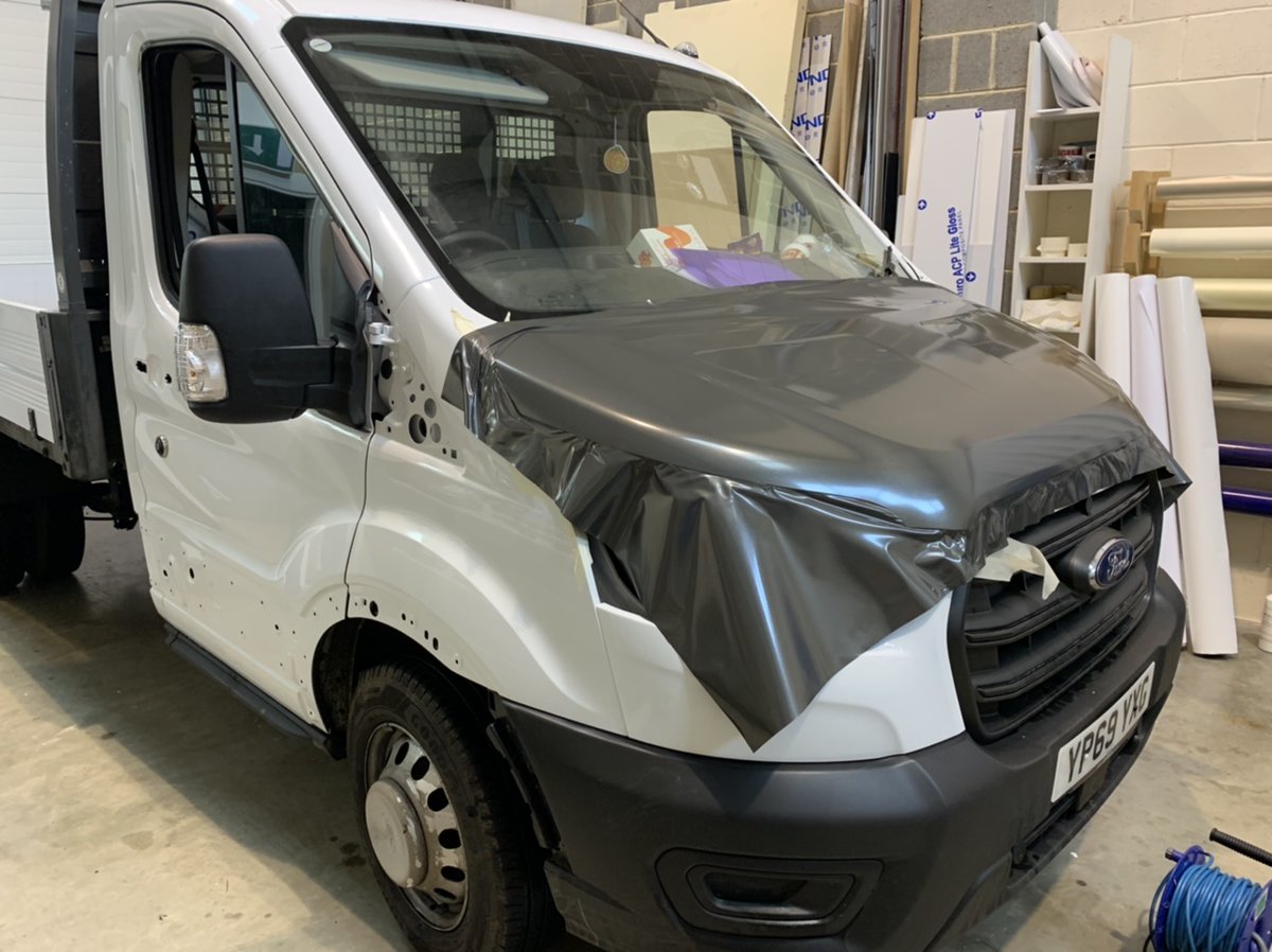 BobbyDSigns's tweet photo. Here we have a wrapped Transit Tipper in Metallic Gloss Grey from @Metamarkuk using their colour change vinyl to match the rest of the customers fleet #huddersfield #graphics #design #fresh #wrap #wrapping #branding #brand #signs #grey #vinyl #signwriting #vehicle #vans #building https://t.co/FBI0z13Ao2