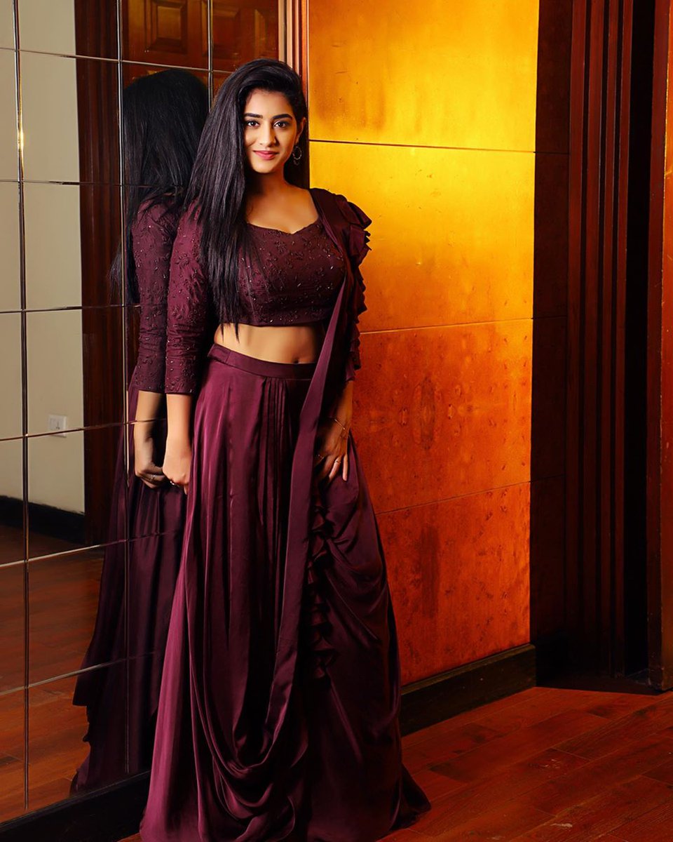 PuriConnects's tweet photo. #RashiSingh seems like a bundle of happiness as she enjoys her latest photoshoot π
.
.
.
#PuriConnects #PCtalent #PcGirl
#Talentmanagement #CastingAgency #talentagency #TalentHunt #actress㪠#Adfilms #photoshoot #exhibition https://t.co/V4qVlqqZgY
