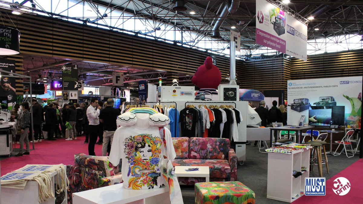 TheMustTech's tweet photo. On vous attend au @Salon_CPrint ! Rendez-vous au stand 1D12 pour découvrir nos machines d'impression numérique et de sérigraphie textile !👕 https://t.co/KBwQQzyJcc
