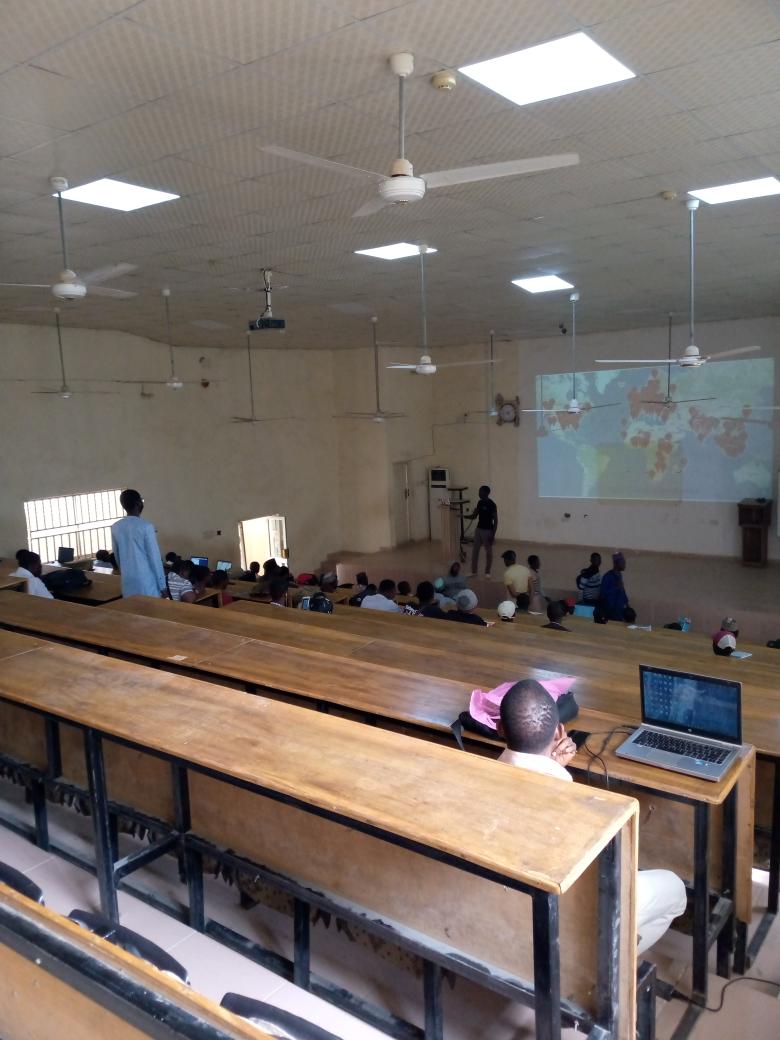 dscbuk's tweet photo. Our Info session today!
We spent time with new students answering their questions.

In presence of @_Ingressive_ ambassadors BUK @ICA_BUK, @mspnigeria Student Partners BUK @DataScienceNIG AI Club BUK

Cc: @auwalms @aniediudo @timtech4u
@smtanimu 

#DeveloperStudentClubs
#DSCSSA https://t.co/vizpk7mnMm