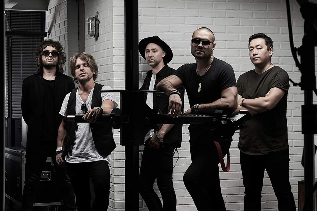 DowntoGround's tweet photo. 🎼 ‼ NEWS ‼ 🎼

Our new single "LET GO" will be released on February 21st! https://t.co/NiehCwuv6o