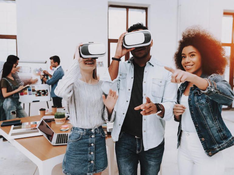 10 mixed reality trends to expect in 2020 - ALISSIA SPACES = No.5 &amp; 6 buff.ly/392xqpL