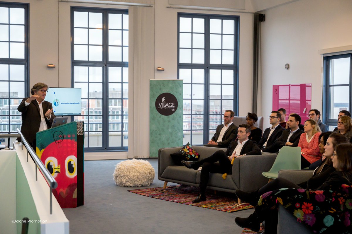 La première #conférence Axone de l'année s'est tenue la semaine dernière chez notre partenaire <a href="/villageCABP/">Village by CA Brie Picardie</a> . L'occasion pour nos équipes de faire le bilan de l'année 2019 et de fixer les ambitions de 2020. 📈
#communication #corporate #objectifs