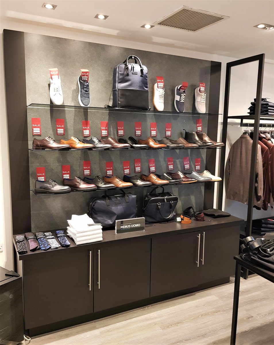 Dynamix_Group_'s tweet photo. Whether you are looking to kit out a single retail store or an entire chain, or maybe searching for exhibition display materials, a spark of interior design inspiration or even commercial-quality storage, we are here to help 😊
#shopfitting #fitout #shopfit #retailinstallation https://t.co/9eII63pxNP
