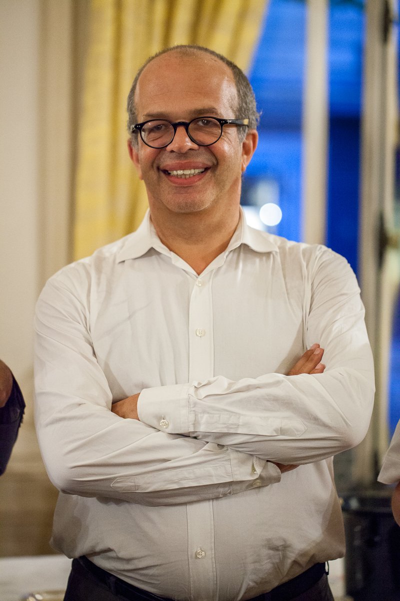 Cercle_CM's tweet photo. Nous venons d’apprendre avec beaucoup de tristesse la disparition de David Kessler. David avait accepté avec beaucoup de simplicité et de gentillesse d’être invité puis membre d’honneur du Cercle (1) https://t.co/T9WrdZ0RUr