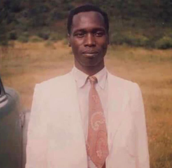 LekatapT's tweet photo. The Late Mzee Moi Died Aged 103,Lee Njiru Reveals
#LeeNjiru
#WagallaMassacre
#RobertOuko
#RipMzeeMoi https://t.co/UTvHYyHw7s