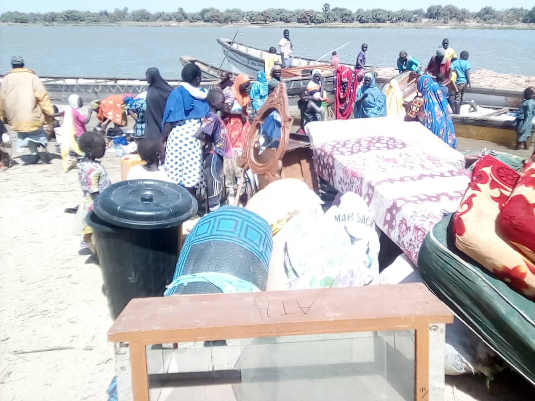 Cronjob_Crypto's tweet photo. #BREAKING: Mass movement of people observed from #Blaram and other #LakeChad communities to #Blangoua since February 1, 2020 following repeated attacks and threats from jihadists. #Cameroon https://t.co/6FZKNVTZif
