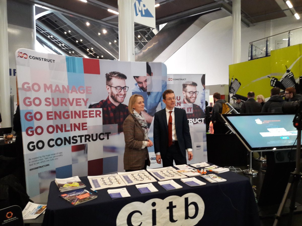 Lorraine talking with WMCA Mayor Andy Street at Plant Live about careers in construction.