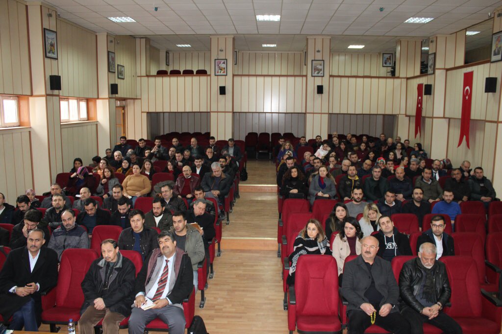 maemtal's tweet photo. 2019 - 2020 Eğitim Öğretim yılı 2. dönem başı öğretmenler kurul toplantısı okulumuz toplantı salonunda yapıldı.

2. Dönem Eğitim Öğretim Yılında Tüm Öğretmen ve Öğrencilerimize Başarılar Dileriz. #maemtal https://t.co/yk4Wuv80Fh
