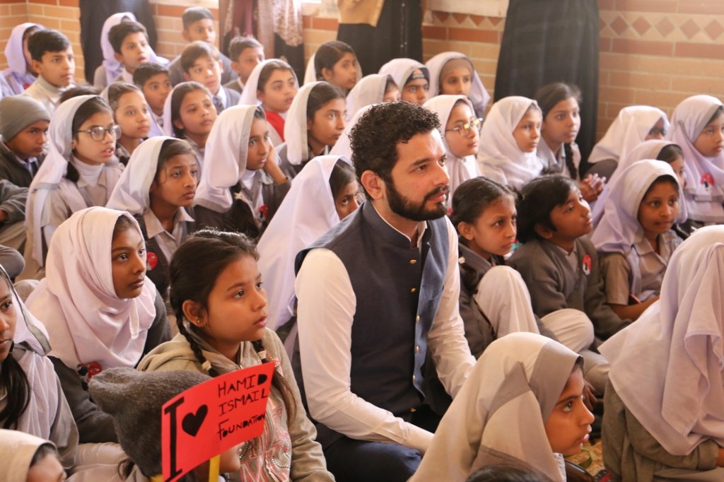 HIFPakistan's tweet photo. Founder &amp; President of @HIFPakistan Mr. @HamidMIsmail, sitting with School Kids and listening stories with a small takeaway lesson to remember.
Kids were very happy to meet him.
#HamidIsmailFoundation https://t.co/H8CZdVwVN3