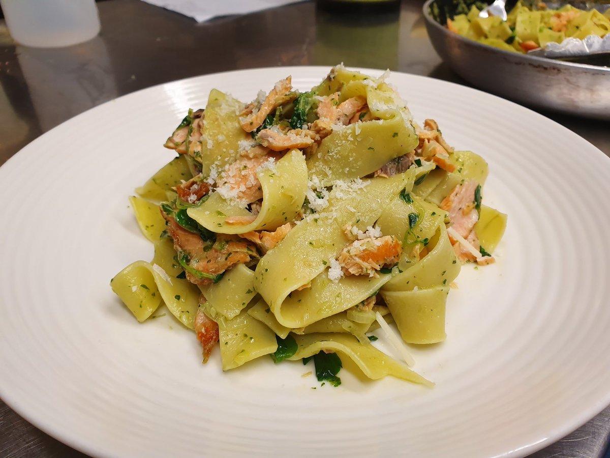 DevFft's tweet image. Another day another development 

Chalk steam trout, with pappardelle, watercress and wholegrain mustard sauce. 
#WinnerWinnerChalkSteamTroutForDinner