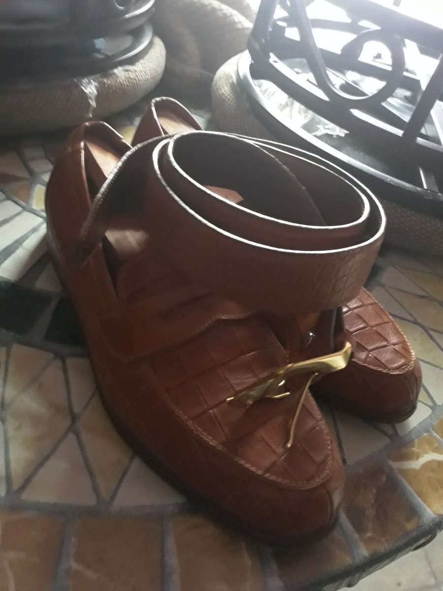 CezarBOSS2's tweet photo. This is a gift from a slave #Master #cashfag https://t.co/ZiQ4ybC65M