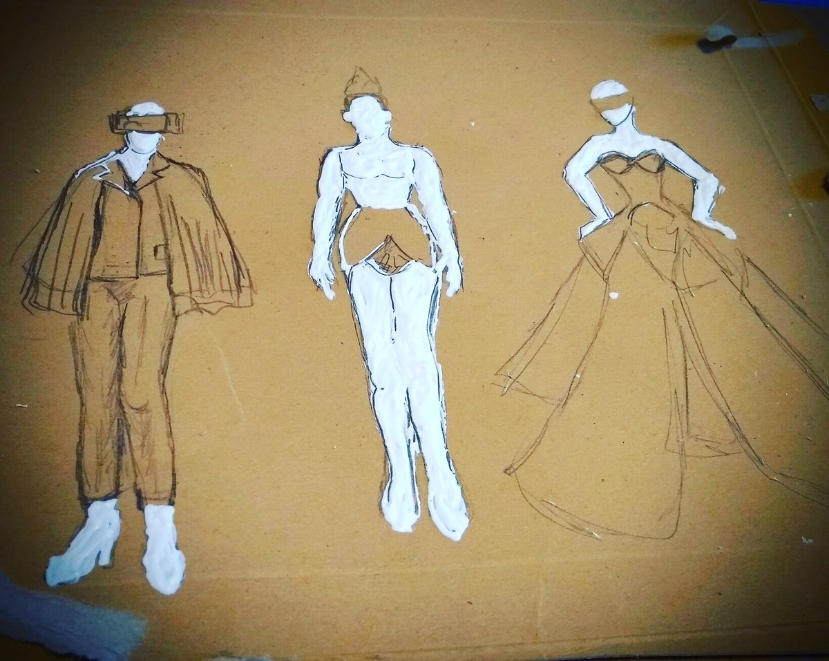 BlakewayRachael's tweet image. Sorting out suitable Dior fashion for the school run! #recycledart #dior #ephemeralarchitecture #houseofdreams #recycledupcycledfashion