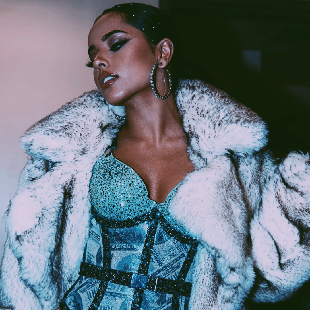 gozopacks's tweet photo. 💜 Icons Becky G 💜
💜 RT se salvar 
💜 Fav se gostar 
💜 Créditos se usar//
@stitchesdrewzzz https://t.co/dFtQPllQti